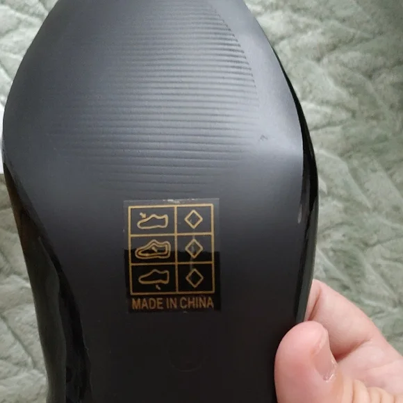 OFFER PLS! Journee Collection Black Heels - Picture 6 of 12